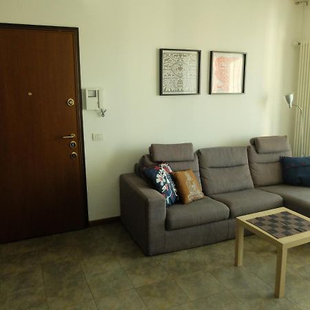 Moderno Trilocale Laura Apartment Dalmine Luaran gambar