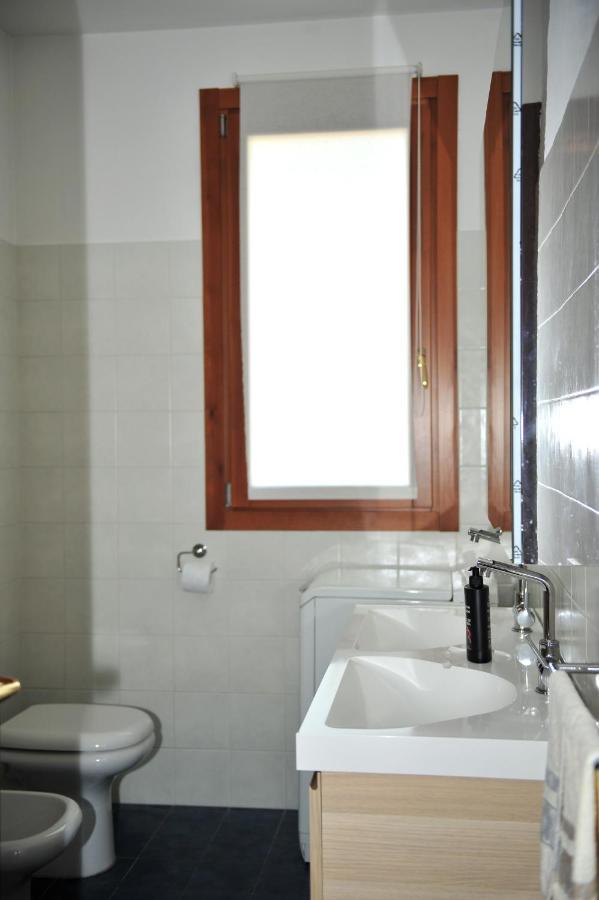Moderno Trilocale Laura Apartment Dalmine Luaran gambar